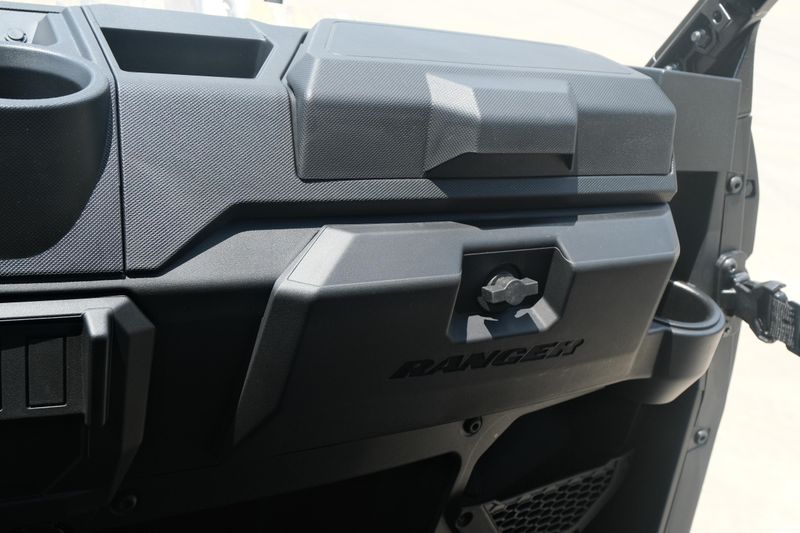 2025 Polaris RANGER CREW XP 1000 PREMIUM PURSUIT CAMO Image 21