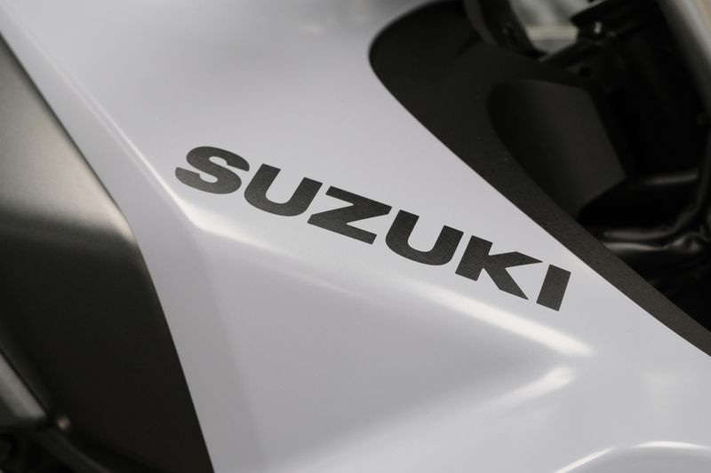 USED 2024 SUZUKI GSX8S Image 14