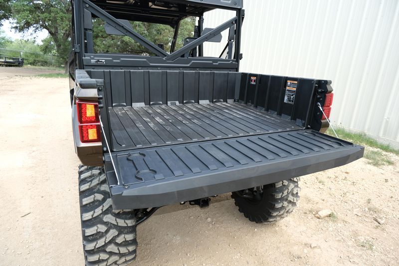 2025 Polaris RANGER CREW XP 1000 TEXAS EDITION BLACK CRYSTALImage 5