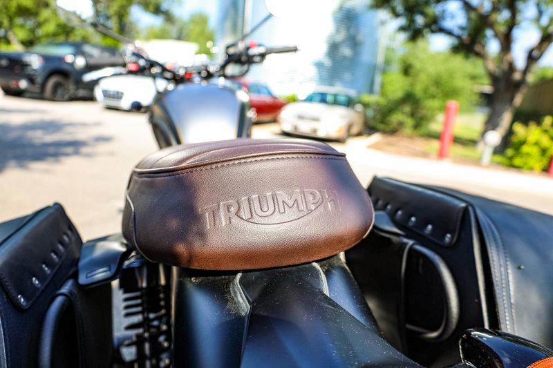 2022 Triumph BONNEVILLE T 120 BLACK EURO 5A BASE Image 34