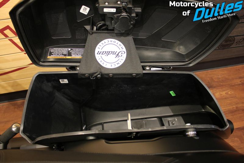 New 2025 Indian Motorcycle Springfield Dark Horse Image 13