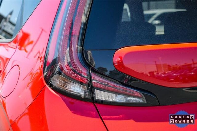 Used 2023 Kia Soul LXImage 9
