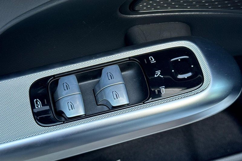 Used 2025 Mercedes-Benz E-Class E 350Image 12