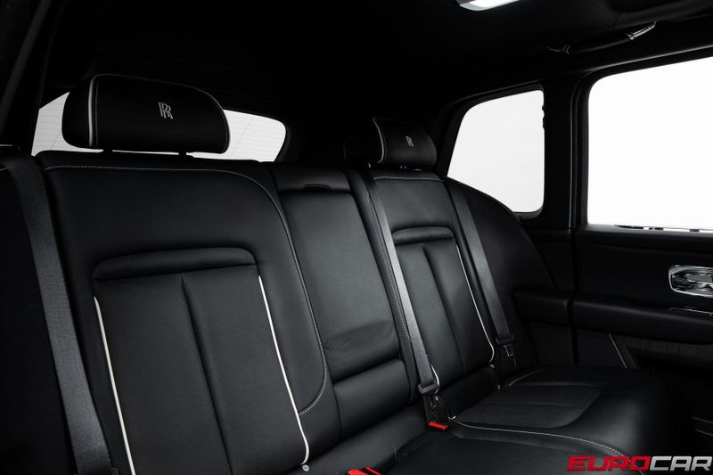 2020 Rolls-Royce Cullinan *PANORAMIC SUNROOF * IMMACULATE CONDITION*Image 35