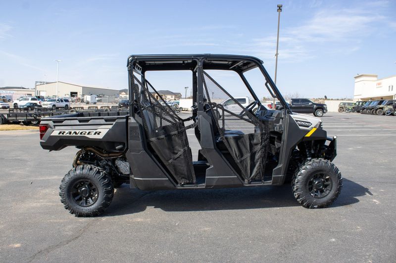NEW 2026 POLARIS RANGER CREW 1000 PREMIUM Image 3