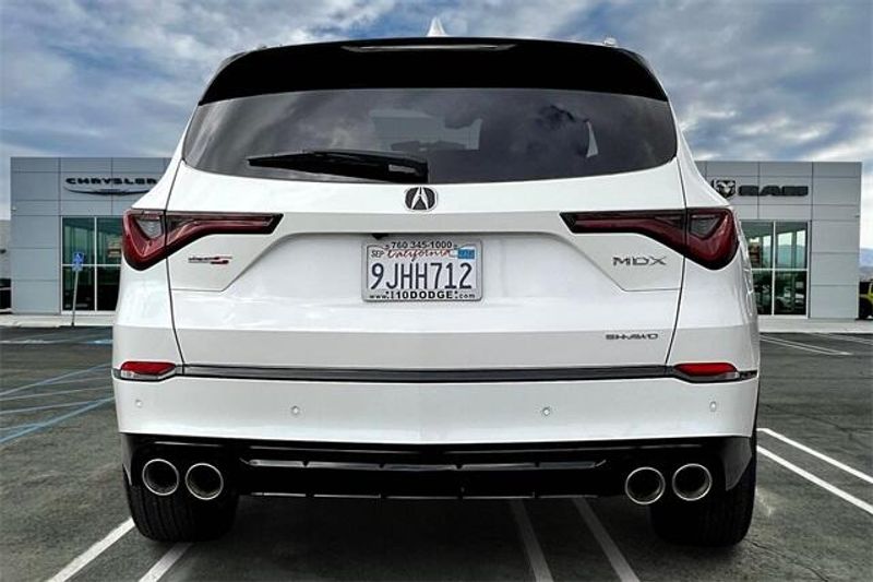 2023 Acura MDX Type S Advance SH-AWD photo 3