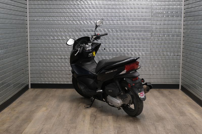USED 2018 HONDA PCX 150 Image 5