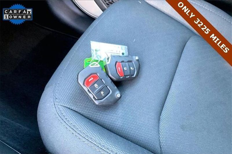 Used 2022 Jeep Wrangler Sport SImage 11