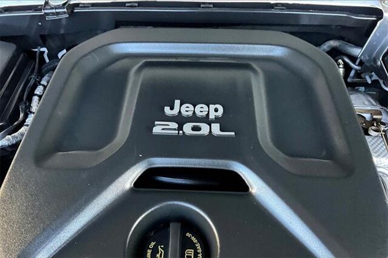 2021 Jeep Wrangler WillysImage 32