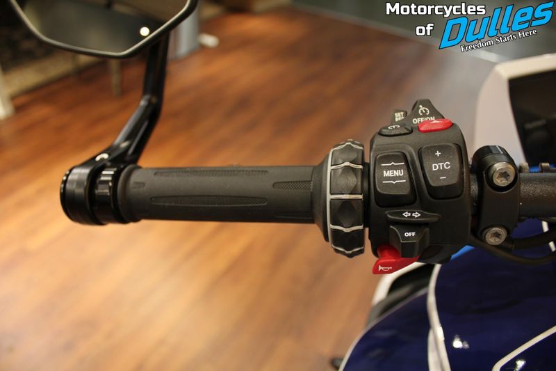 New 2026 BMW M1000XR Image 10