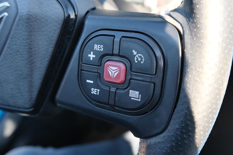 USED 2020 POLARIS SLINGSHOT R AUTODRIVE Image 23