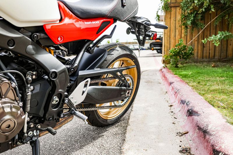 2024 Yamaha XSR900 HERITAGE WHITE Image 20