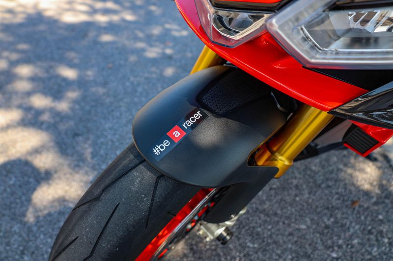 USED 2021 APRILIA TUONO V4 FACTORY Image 2