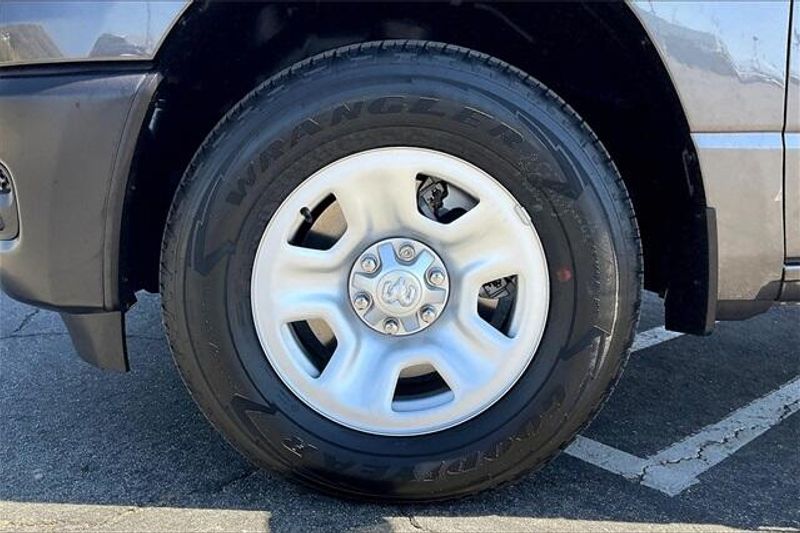 2025 RAM 1500 Tradesman Crew Cab 4x2 5