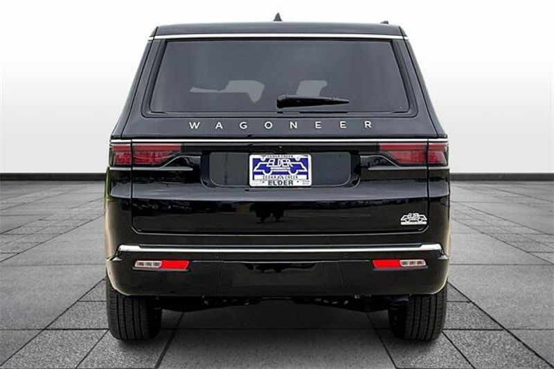 2024 Wagoneer Wagoneer 4x4Image 4