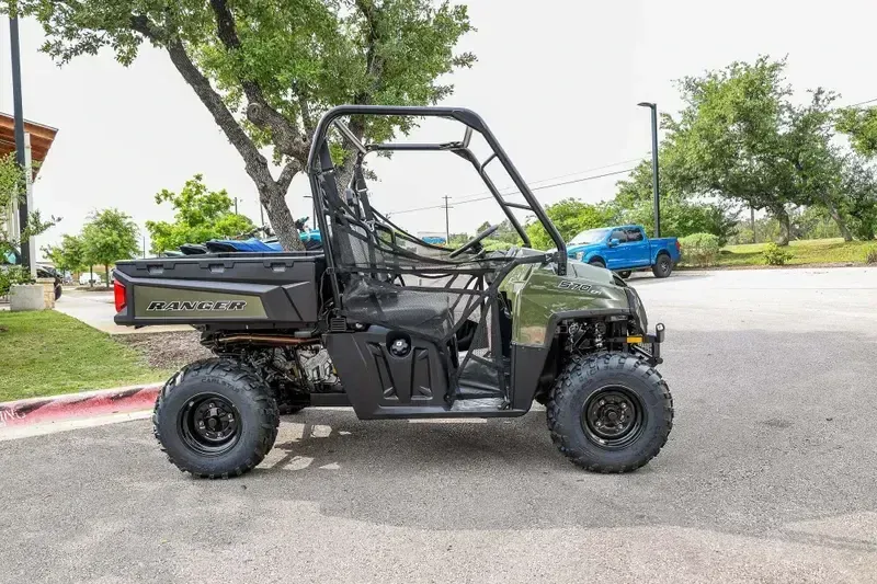 NEW 2025 POLARIS RANGER 570 FULLSIZE Image 2