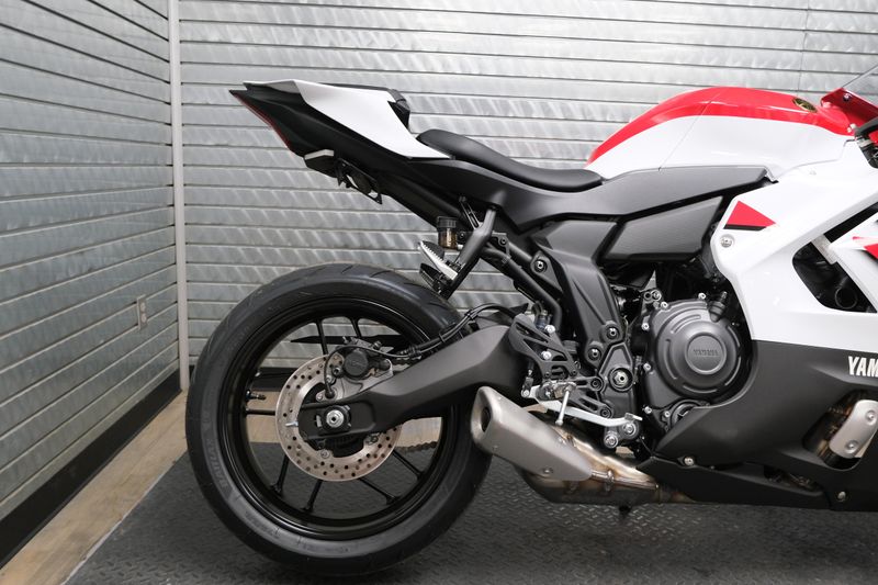NEW 2026 YAMAHA YZF-R7 70TH ANNIVERSARY EDITION Image 13