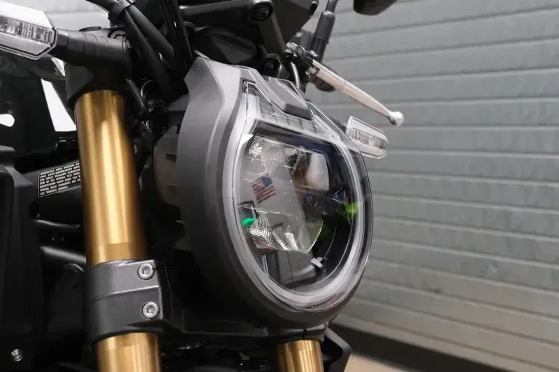 NEW 2026 HONDA CB650R ECLUTCH Image 18