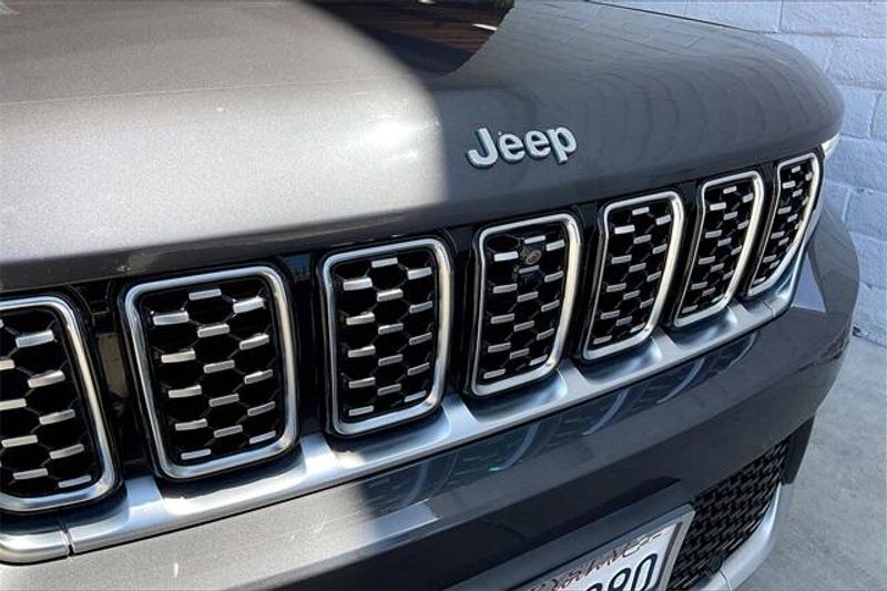 2022 Jeep Grand Cherokee 4xe Summit Reserve 4xeImage 30