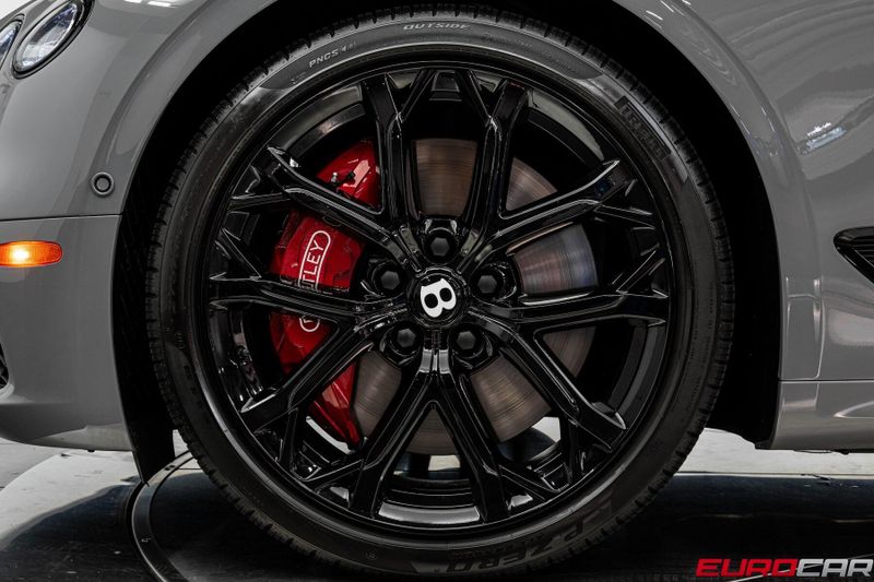 Used 2023 Bentley Continental GT V8 *CARBON INTERIOR TRIM * TWO-TONE INTERIOR*Image 19