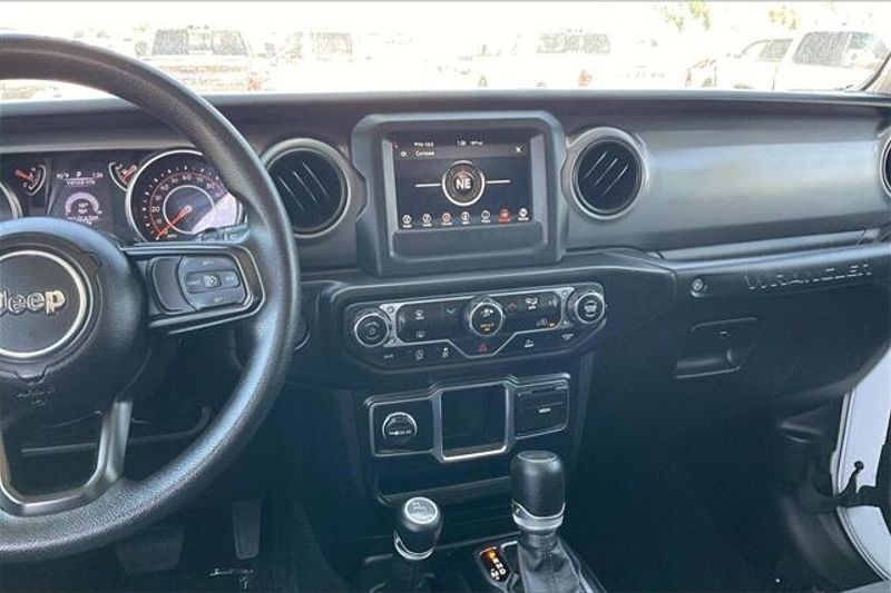 2023 Jeep Wrangler WillysImage 5