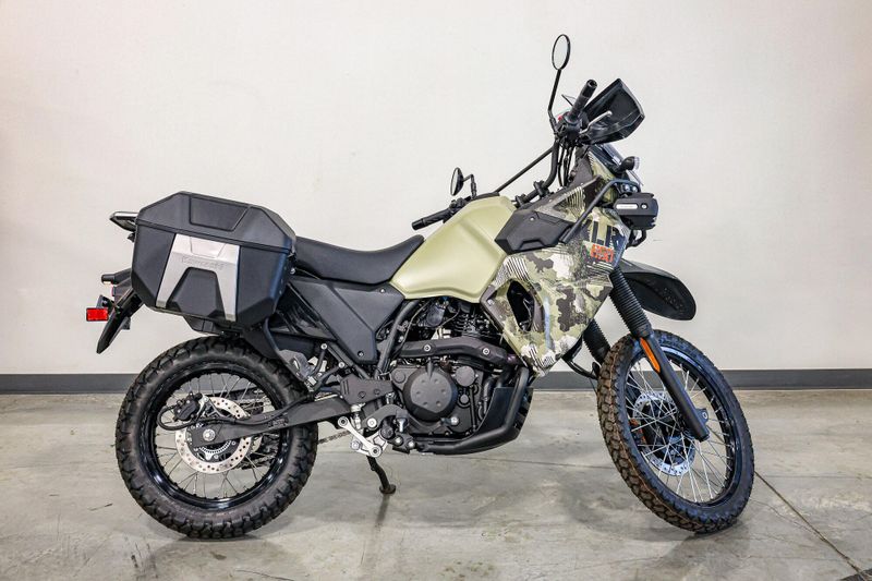 2025 KAWASAKI KLR 650 ADVENTURE ABS  CYPHER CAMO TANMETALLIC MATTE CARBON GRAY in a CYPHER CAMO TAN/METALLIC MATTE CARBON GRAY exterior color. Family PowerSports (877) 886-1997 familypowersports.com 