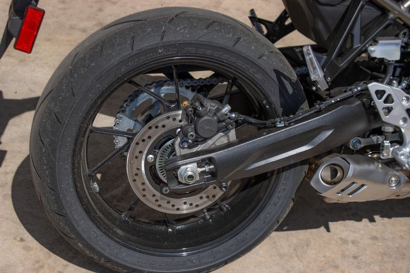 NEW 2026 SUZUKI GSX8T Image 16