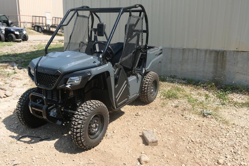 2025 Honda PIONEER 520 SLATE GRAY Image 2