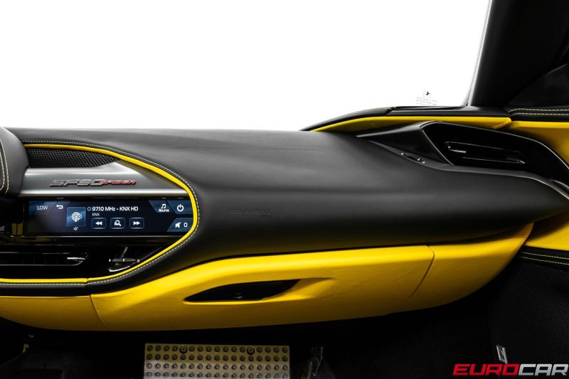 2024 Ferrari SF90 Spider *CARBON RACING SEATS * FULL PPF*Image 38