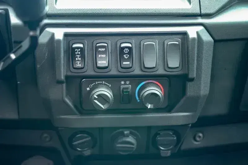 NEW 2026 POLARIS RANGER CREW XP 1000 NORTHSTAR EDITION ULTIMATE Image 9