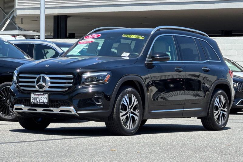 Used 2026 Mercedes-Benz GLB 250Image 8