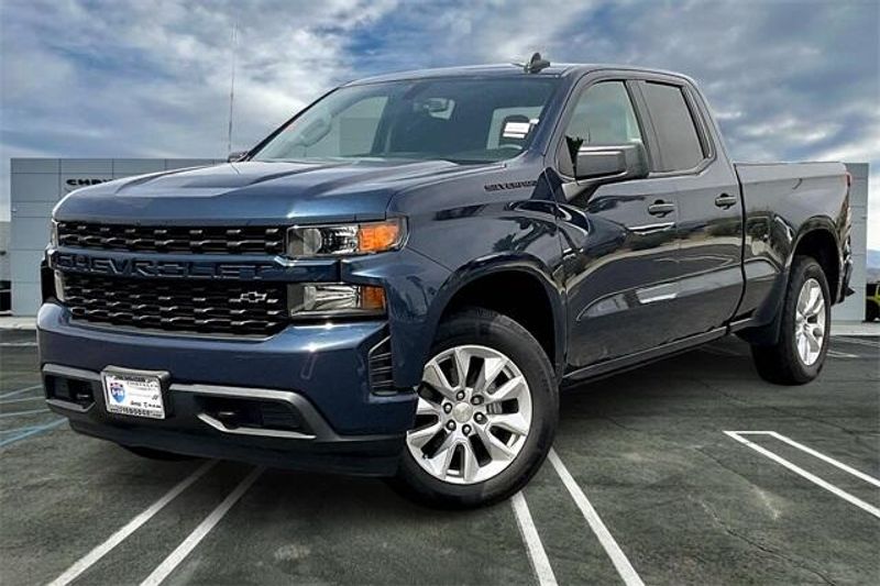 2021 Chevrolet Silverado 1500 CustomImage 1