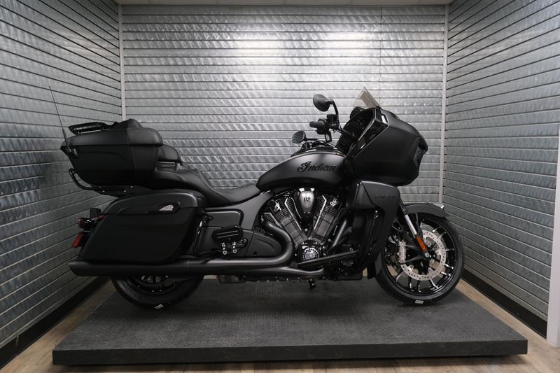 NEW 2026 INDIAN MOTORCYCLE PURSUIT DARK HORSE WITH 112 AND AUDIO PACKAGE Image 2