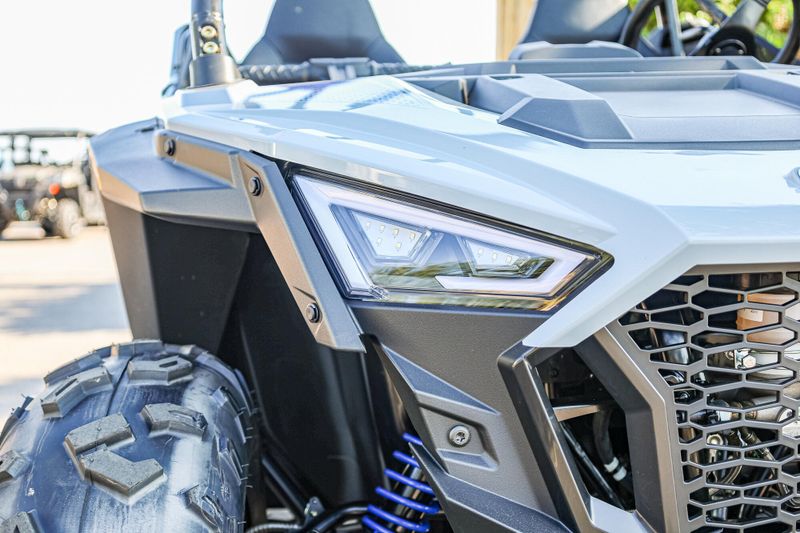2025 Polaris RZR 200 EFI STORM GRAY AND BLUE Image 12