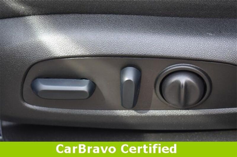 Used 2024 Chevrolet Equinox LTImage 23