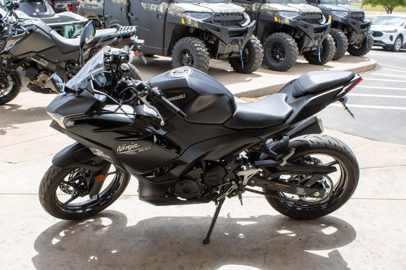 USED 2026 KAWASAKI NINJA 500 BASE Image 5