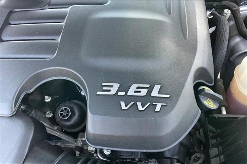 Used 2023 Chrysler 300 TouringImage 32