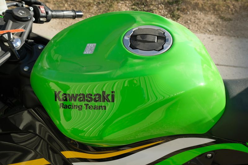 NEW 2025 KAWASAKI NINJA ZX6R KRT EDITION ABS Image 13