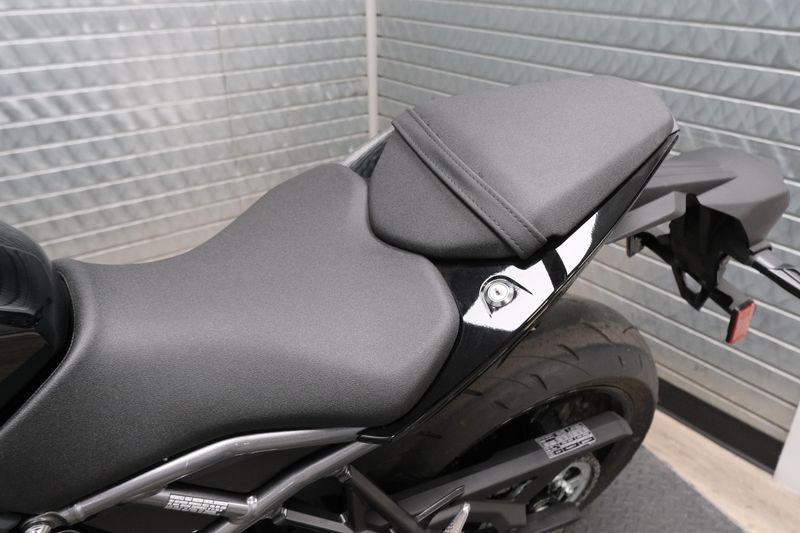 USED 2026 SUZUKI GSX-8S Image 17