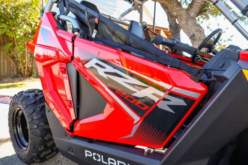 NEW 2026 POLARIS RZR 200 EFI Image 14
