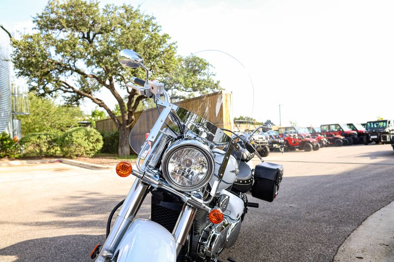 USED 2023 SUZUKI BOULEVARD C50T Image 17