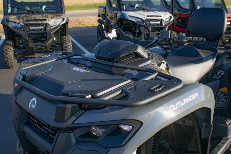 NEW 2026 CAN-AM OUTLANDER MAX DPS 700 Image 14