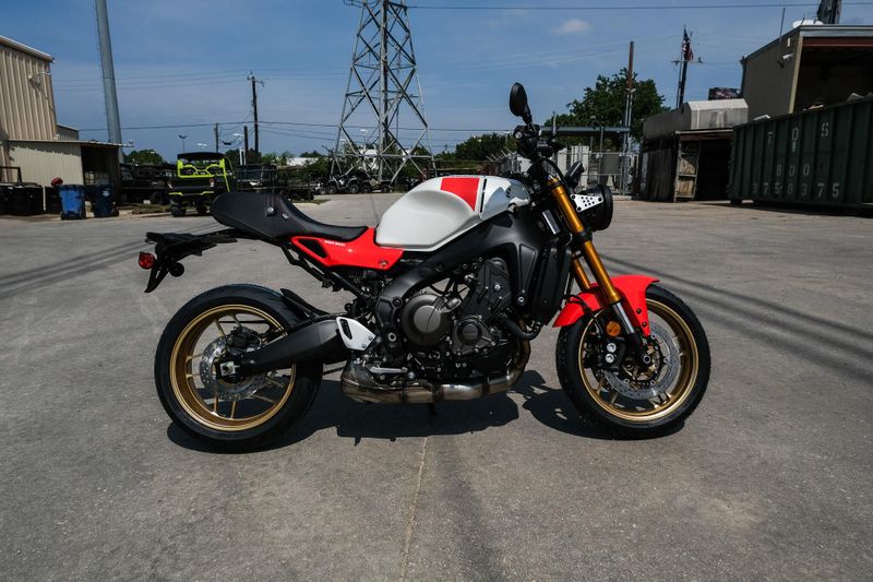 2024 Yamaha XSR900 HERITAGE WHITEImage 7