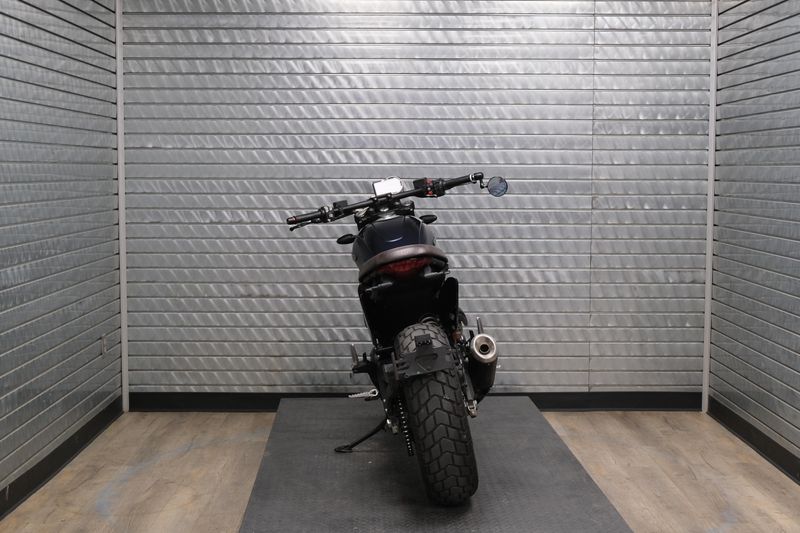 USED 2024 DUCATI SCRAMBLER NIGHSHIFT Image 4