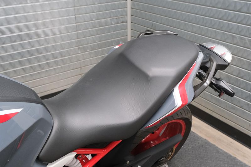 USED 2022 BMW G 310 R Image 15