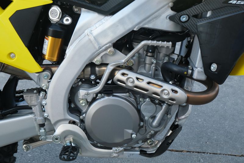 NEW 2026 SUZUKI RMZ450 Image 12