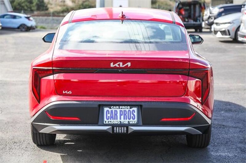 New 2025 Kia K4 LXSImage 16