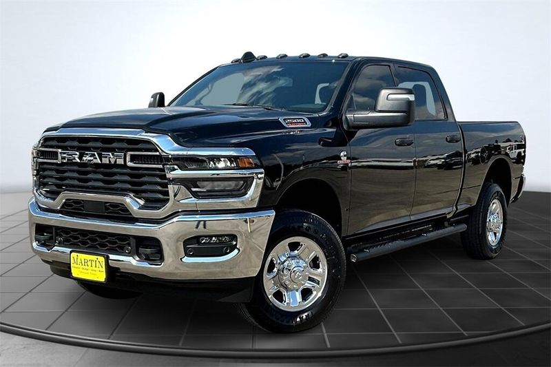 2026 Ram 2500 Tradesman photo 2