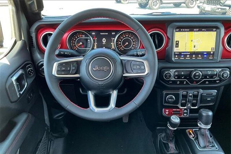 Used 2023 Jeep Gladiator RubiconImage 4