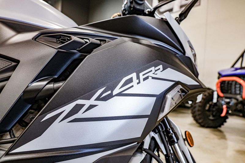 2025 Kawasaki NINJA ZX4RR ABS METALLIC MATTE WHITISH SILVER AND METALLIC FLAT SPARK BLACK Image 10